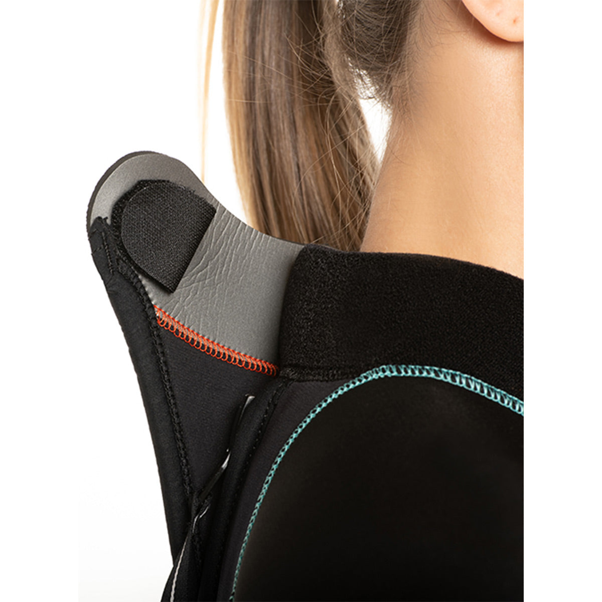 3/2mm Nixie Ultra Full, Black with Aqua Stitching, Womens wetsuit - Outside The Asylum Diving & Travel